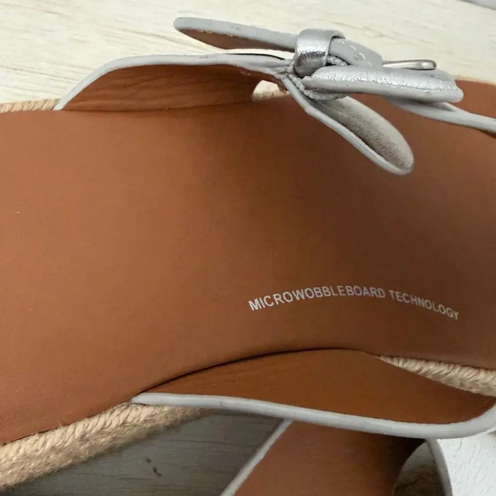 FitFlop Sandals Womens Size 10 F-Mode Espadrille Leather Flatform Silver